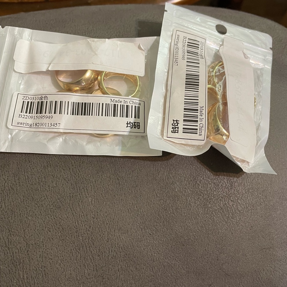 Source Unknown Gold Rings